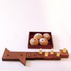 https://shalomhouse.com/wp-content/uploads/2018/10/hanukkah_menorah_tangram_10_4af92520-b976-4d55-8a9c-7373a9dbdfd1_1024x1024.jpg