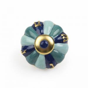 https://shalomhouse.com/wp-content/uploads/2018/10/shade-of-blue-dreidel-drd54d-top-800x800.jpg
