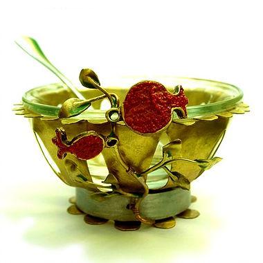 Itzuvim Charoset Dish - Brass