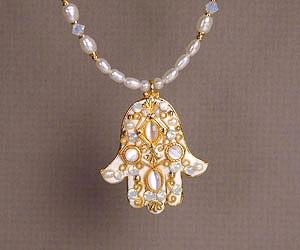 Large Pearlesque Beaded Hamsa - Metal