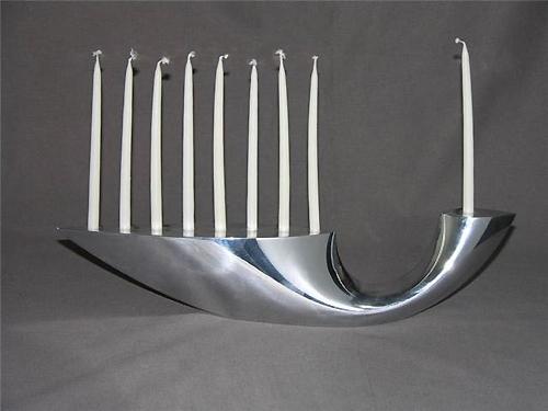 Illume Menorah